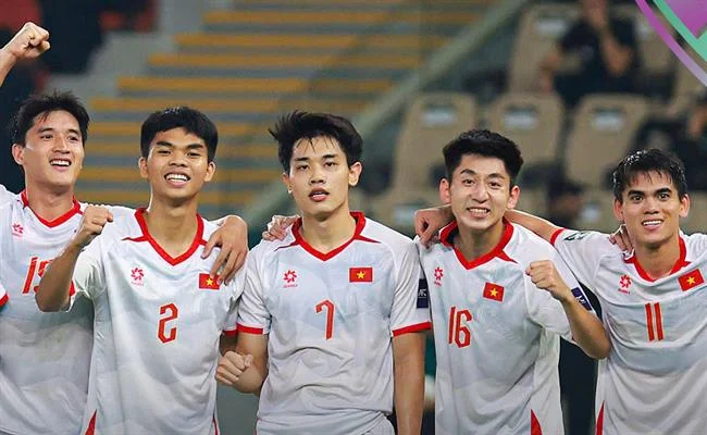 Cá cược bóng đá AW8